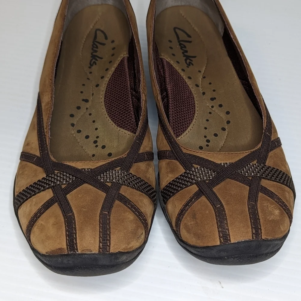 Clark's women's comfort brown suede slipon‎ flats shoes size 7